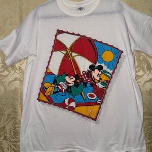 Disney White Graphic Tee - Short Sleeve